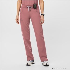 Figs Kade Cargo Scrub Pant- XS Mauve